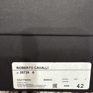 NIB Roberto Cavalli men sneakers. AUTHENTIC! Size 42